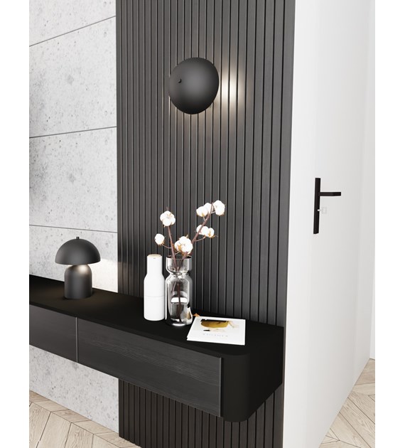 Applique murale MUSH K2 BL noire mate, silhouette champignon, ambiance Le titre du produit "MUSH K2 BL" reste inchangé en français car il semble être un nom de marque ou de modèle spécifique